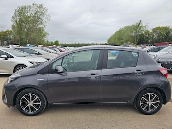 Used Toyota Yaris 2018 for sale - 78170195: Photo