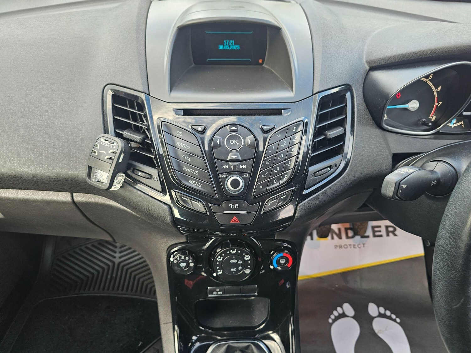 Vehicle 14