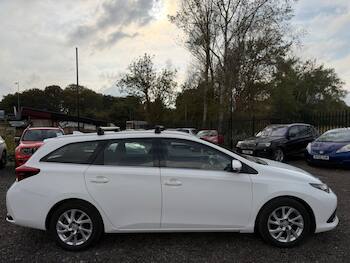 Used Toyota Auris 2018 for sale - 79635171: Photo
