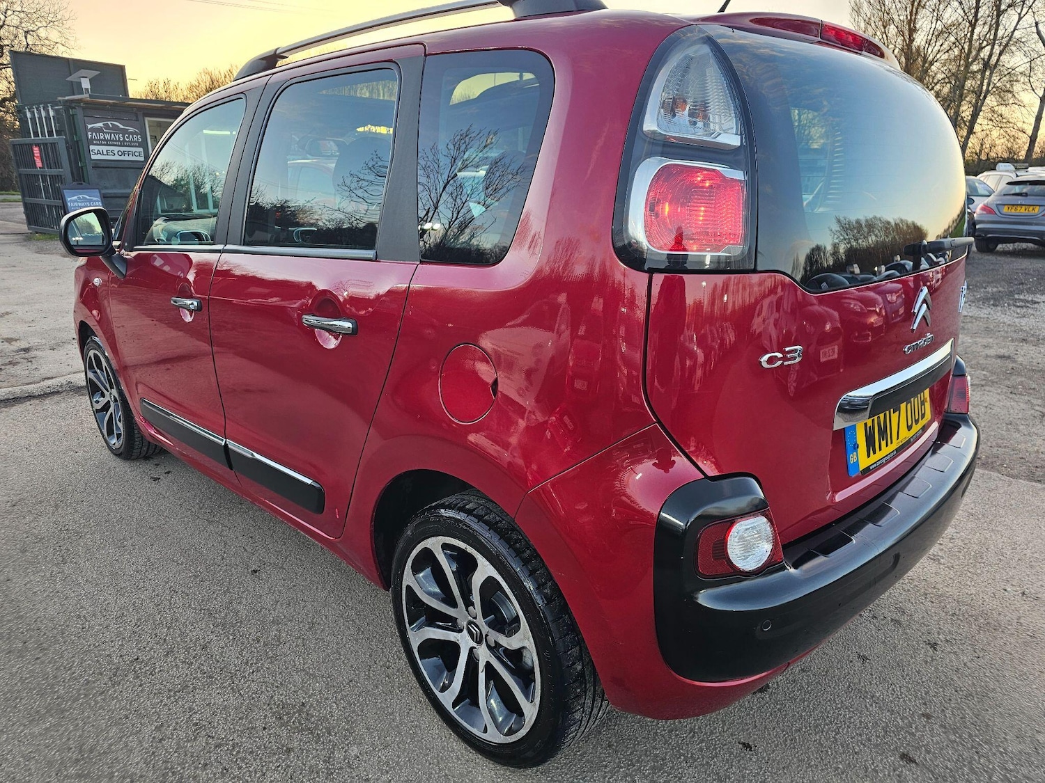 Used Citroen C3 Picasso 2017 for sale - 77838629: Photo 10