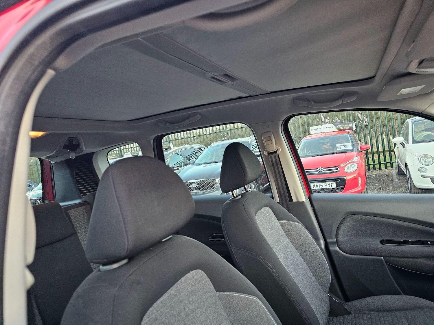 Used Citroen C3 Picasso 2017 for sale - 77838629: Photo 15