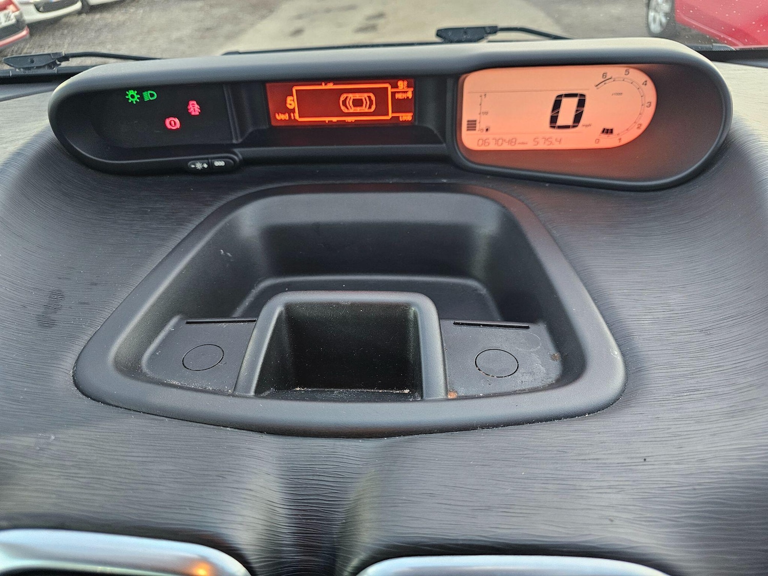 Used Citroen C3 Picasso 2017 for sale - 77838629: Photo 16