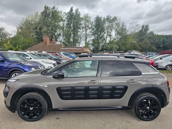 Used Citroen C4 Cactus 2017 for sale - 75707837: Photo