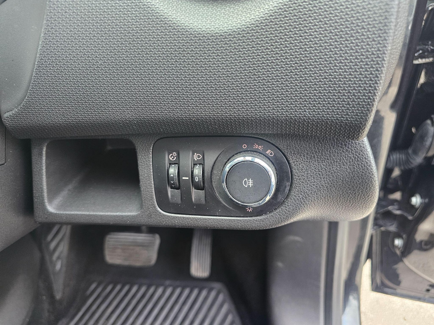 Used Vauxhall Meriva 2015 for sale - 76121715: Photo 22