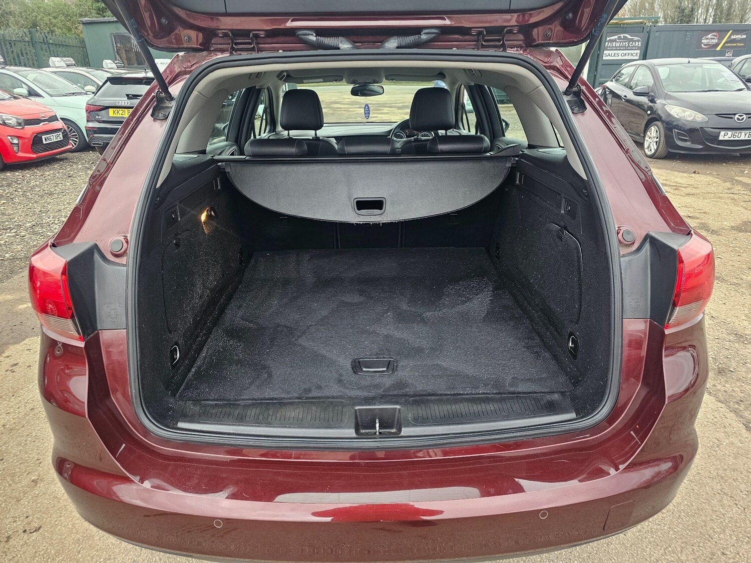 Used Vauxhall Astra 2017 for sale - 77657544: Photo 35