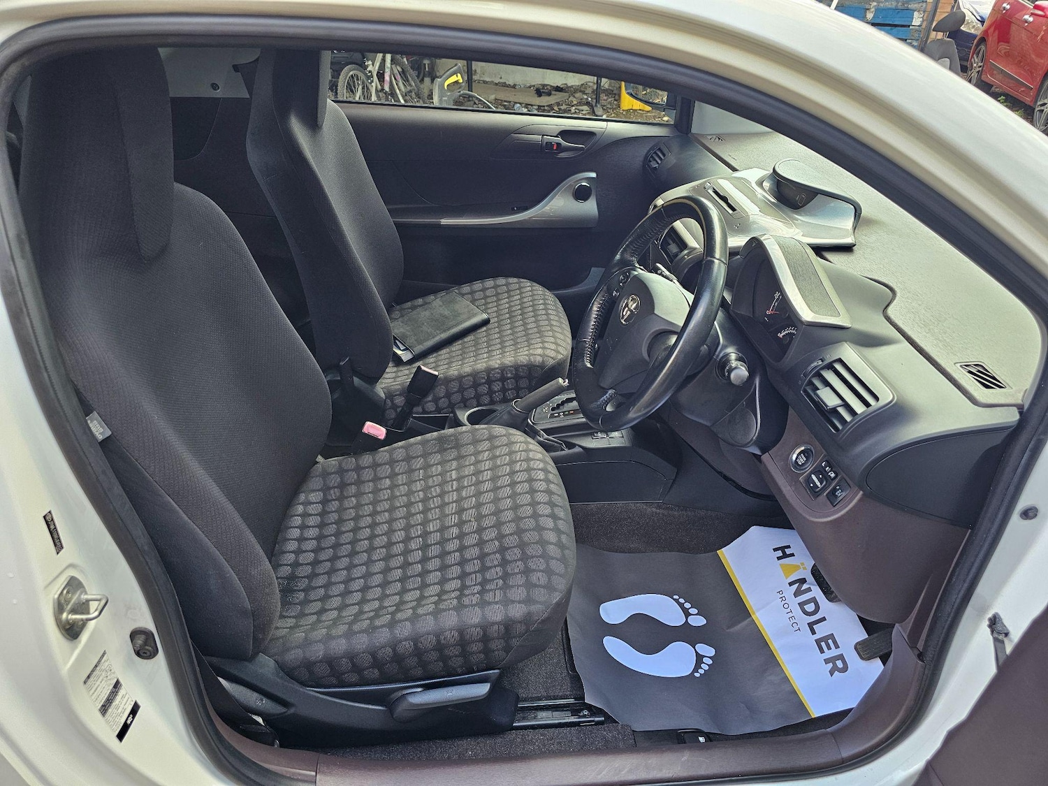 Vehicle 29
