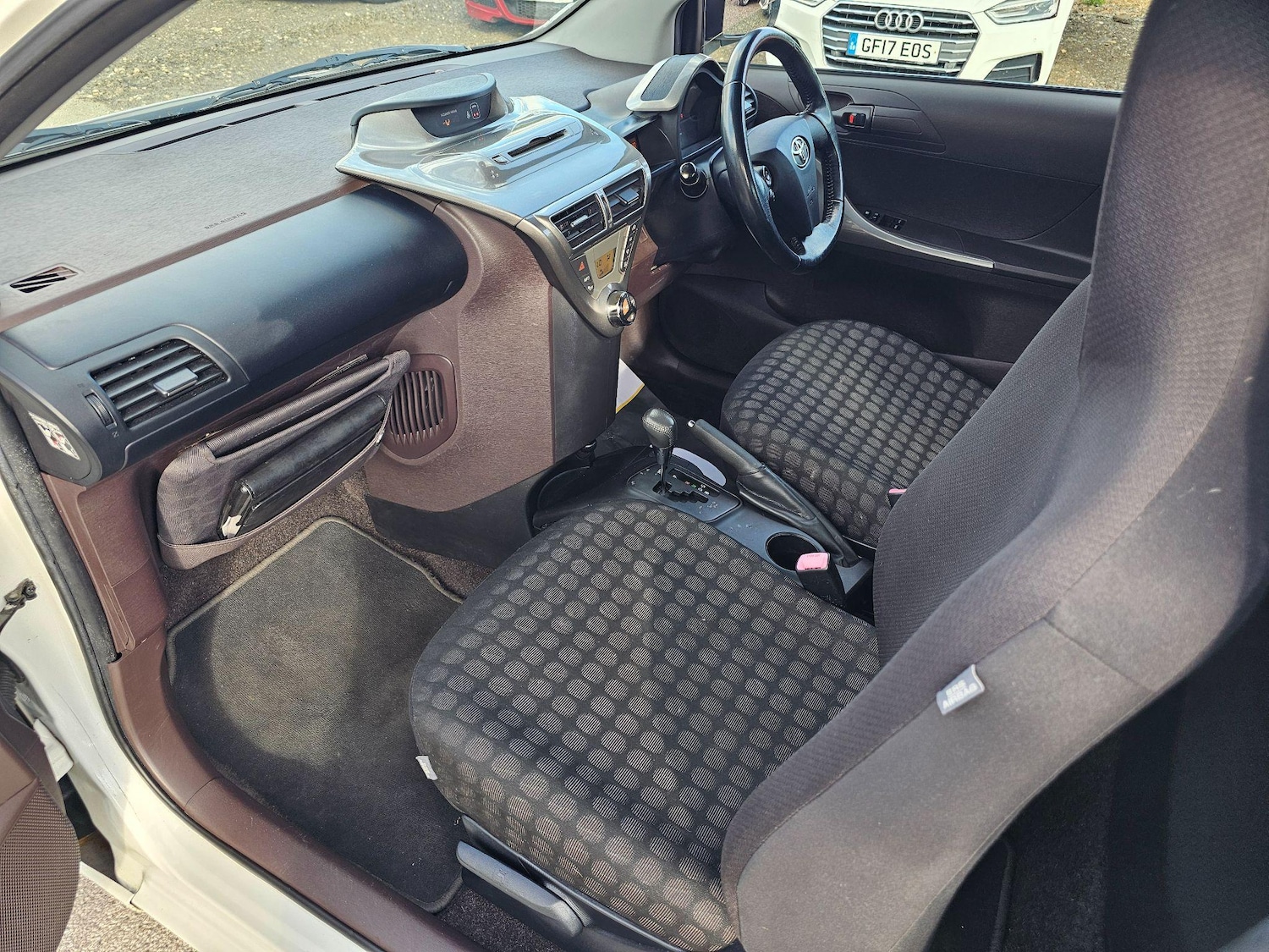 Vehicle 44