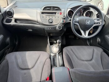 Used Honda Jazz 2010 for sale - 79248364: Photo