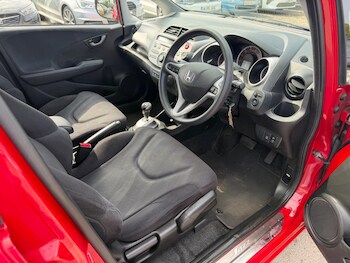 Used Honda Jazz 2010 for sale - 79248364: Photo