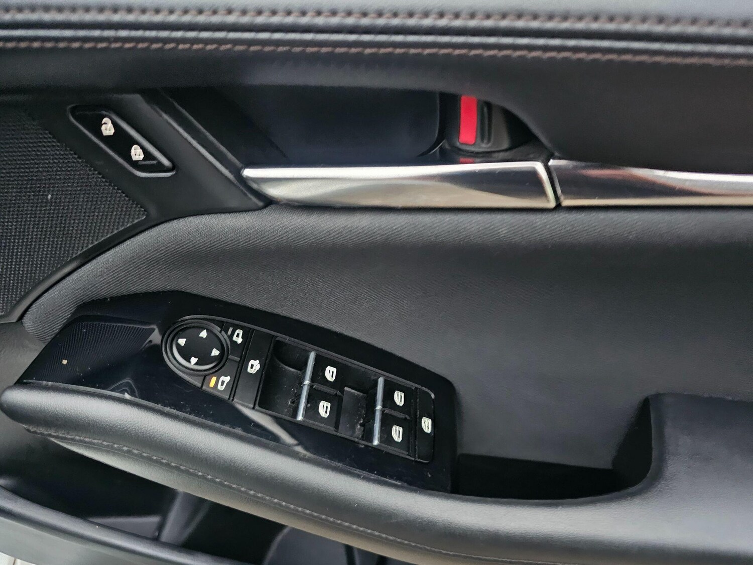 Used Mazda Mazda3 2023 for sale - 76912878: Photo 30