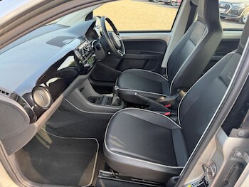Used Volkswagen up! 2013 for sale - 79235924: Photo