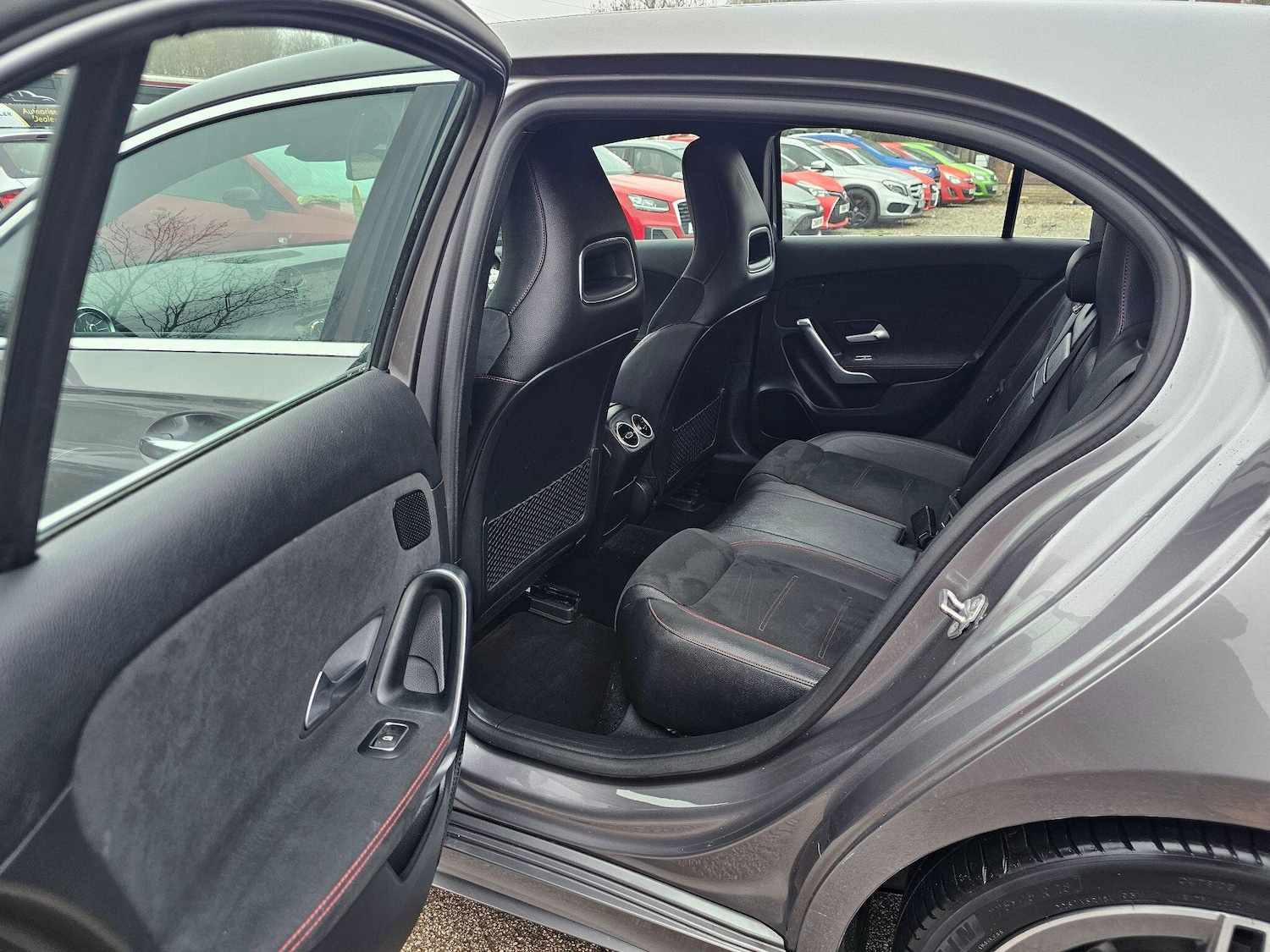 Used Mercedes-Benz A-Class 2018 for sale - 76572272: Photo 41