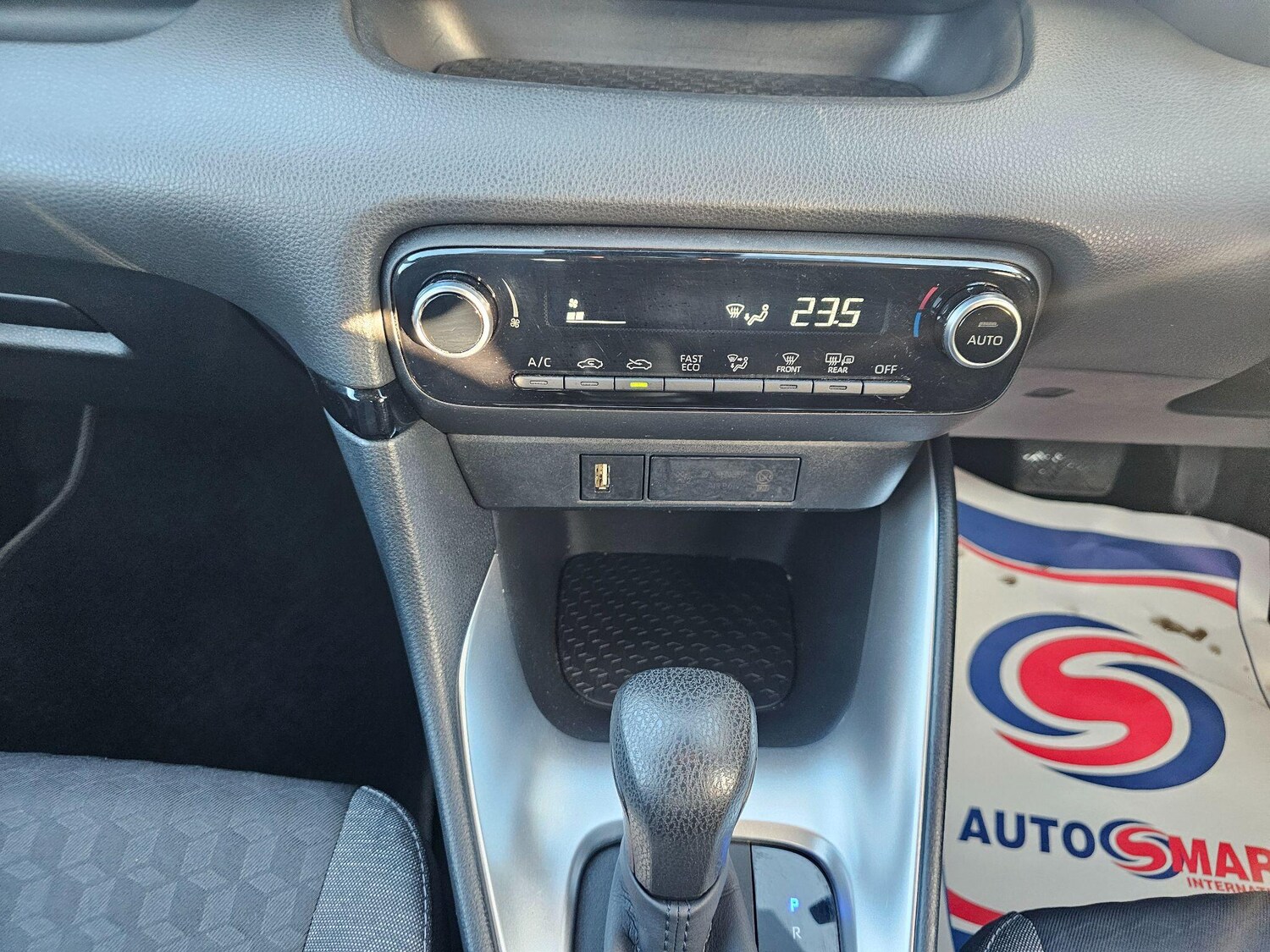 Used Toyota Yaris 2021 for sale - 76887229: Photo 24