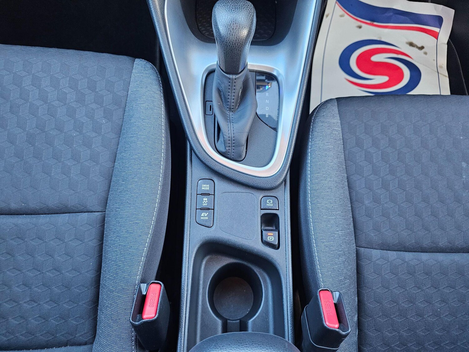 Used Toyota Yaris 2021 for sale - 76887229: Photo 25