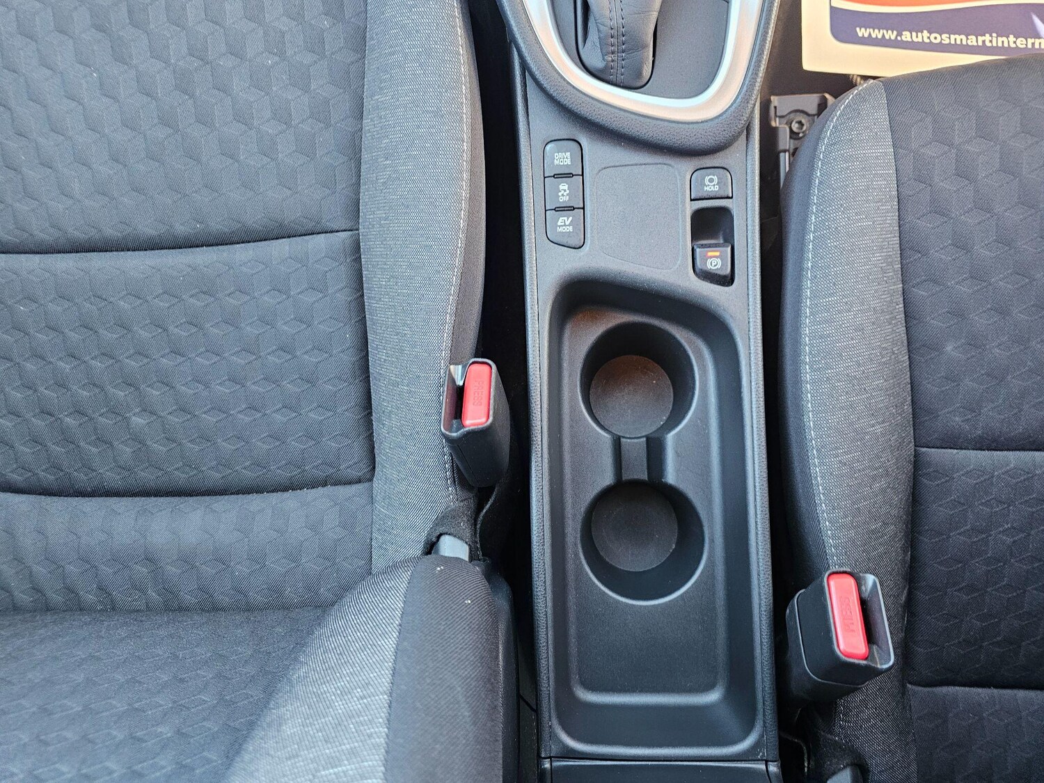 Used Toyota Yaris 2021 for sale - 76887229: Photo 26