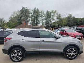 Nissan - Qashqai
