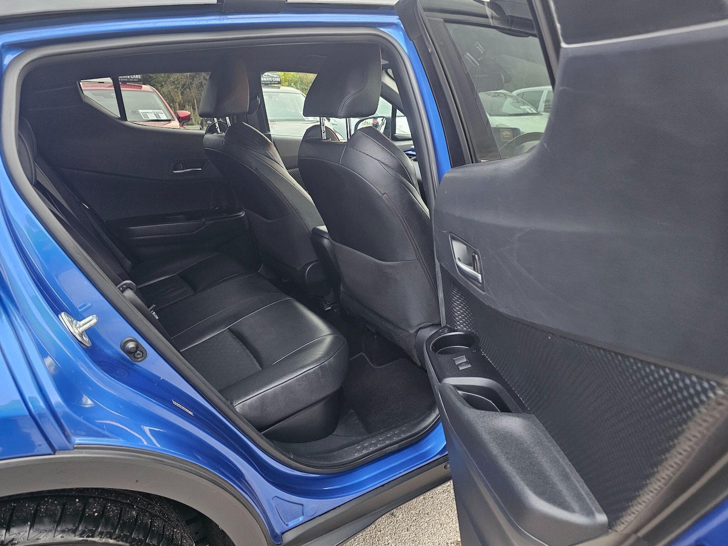 Used Toyota C-HR 2020 for sale - 76360306: Photo 25