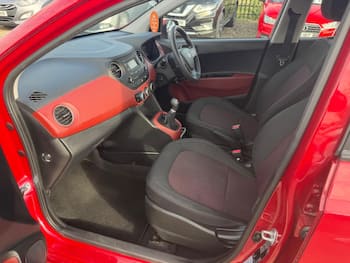 Used Hyundai i10 2017 for sale - 79711706: Photo