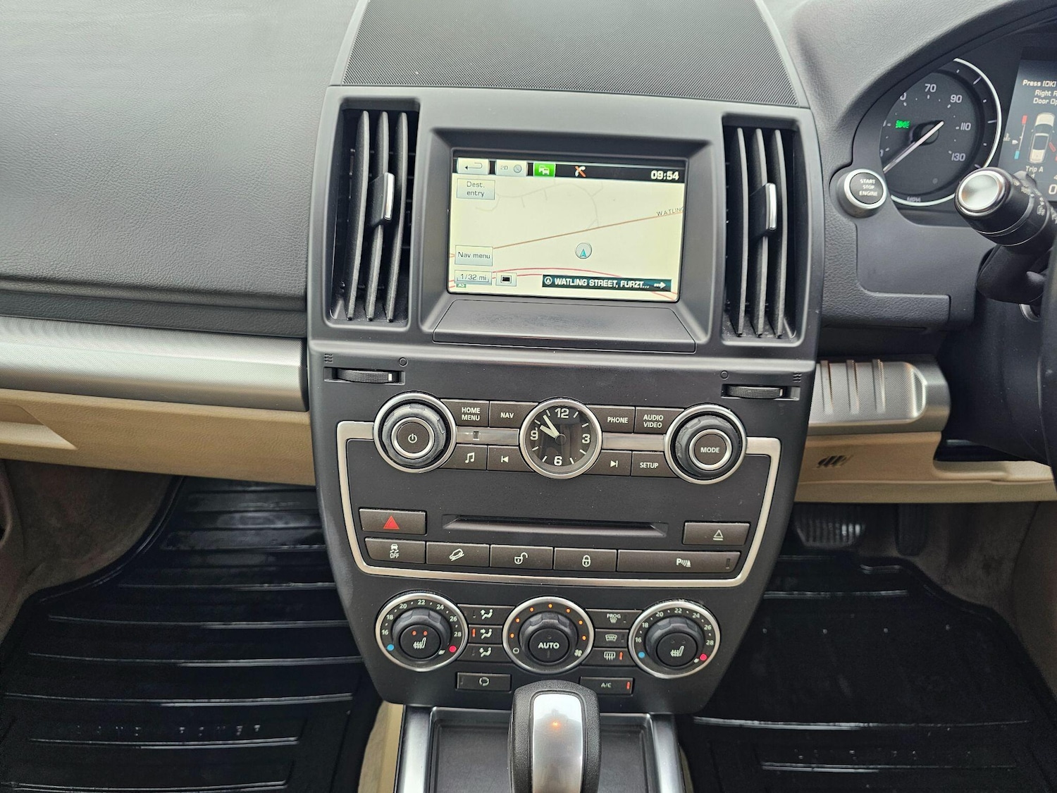 Used Land Rover Freelander 2 2014 for sale - 77120327: Photo 27