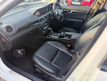 Used Mercedes-Benz C Class 2013 for sale - 79012151: Photo
