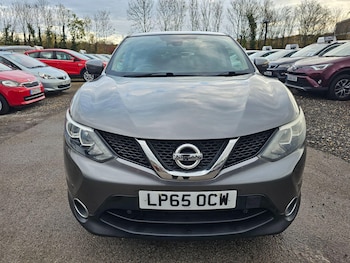 Used Nissan Qashqai 2016 for sale - 76993127: Photo
