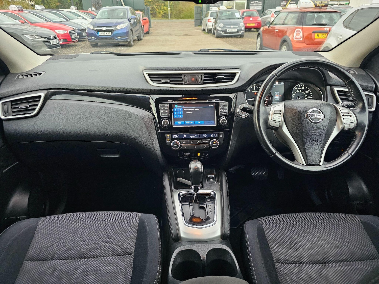 Used Nissan Qashqai 2016 for sale - 76993127: Photo 3