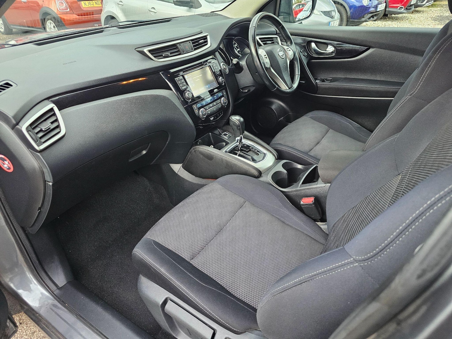 Used Nissan Qashqai 2016 for sale - 76993127: Photo 30