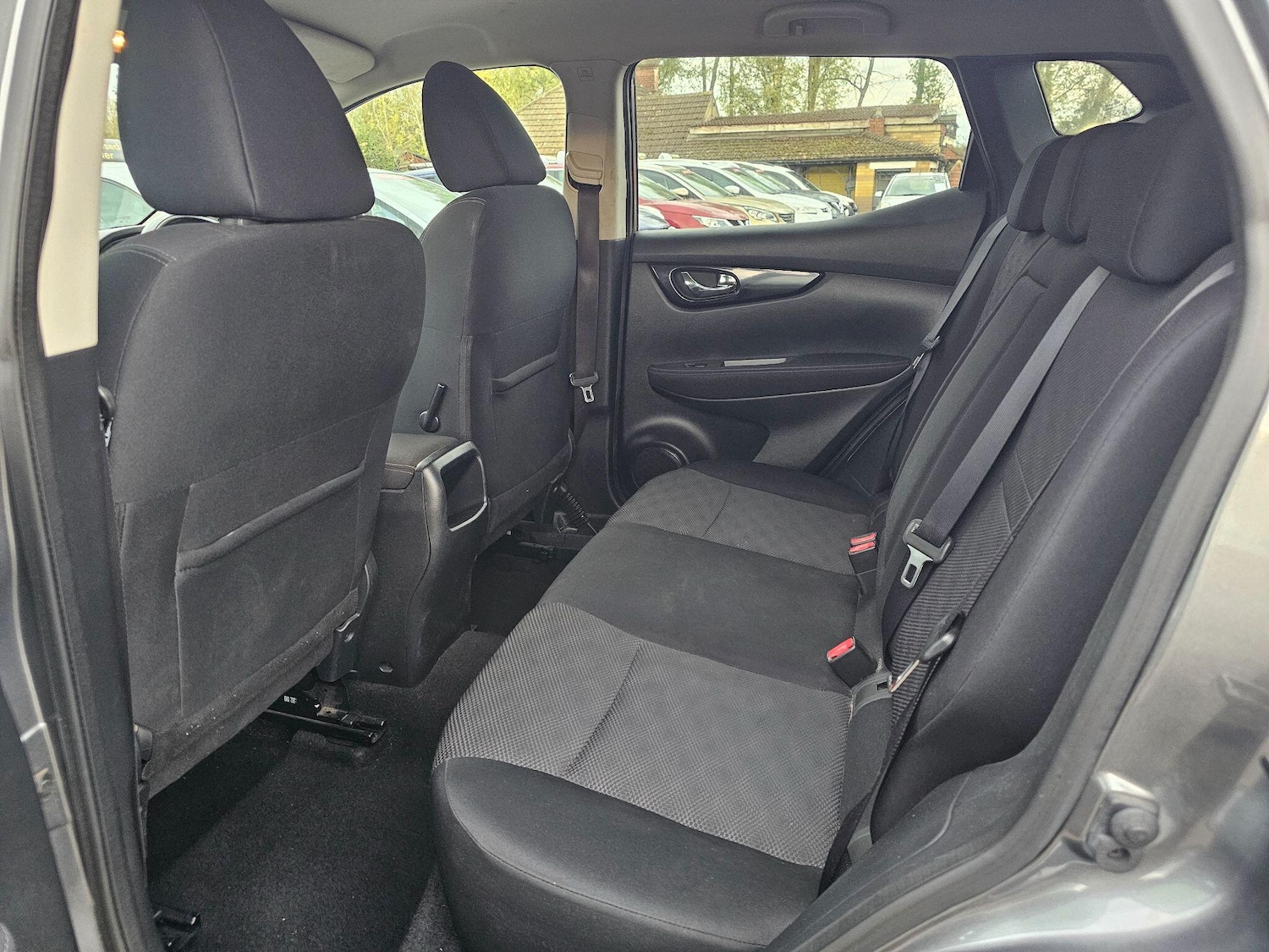 Used Nissan Qashqai 2016 for sale - 76993127: Photo 5