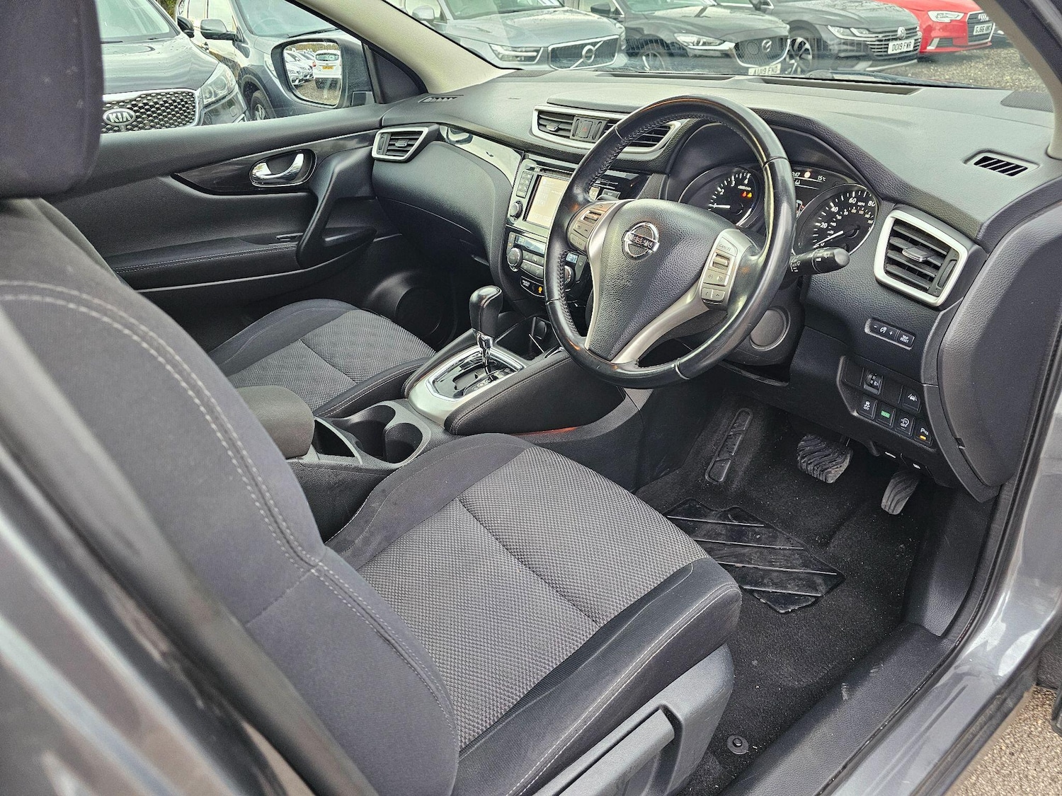 Used Nissan Qashqai 2016 for sale - 76993127: Photo 6