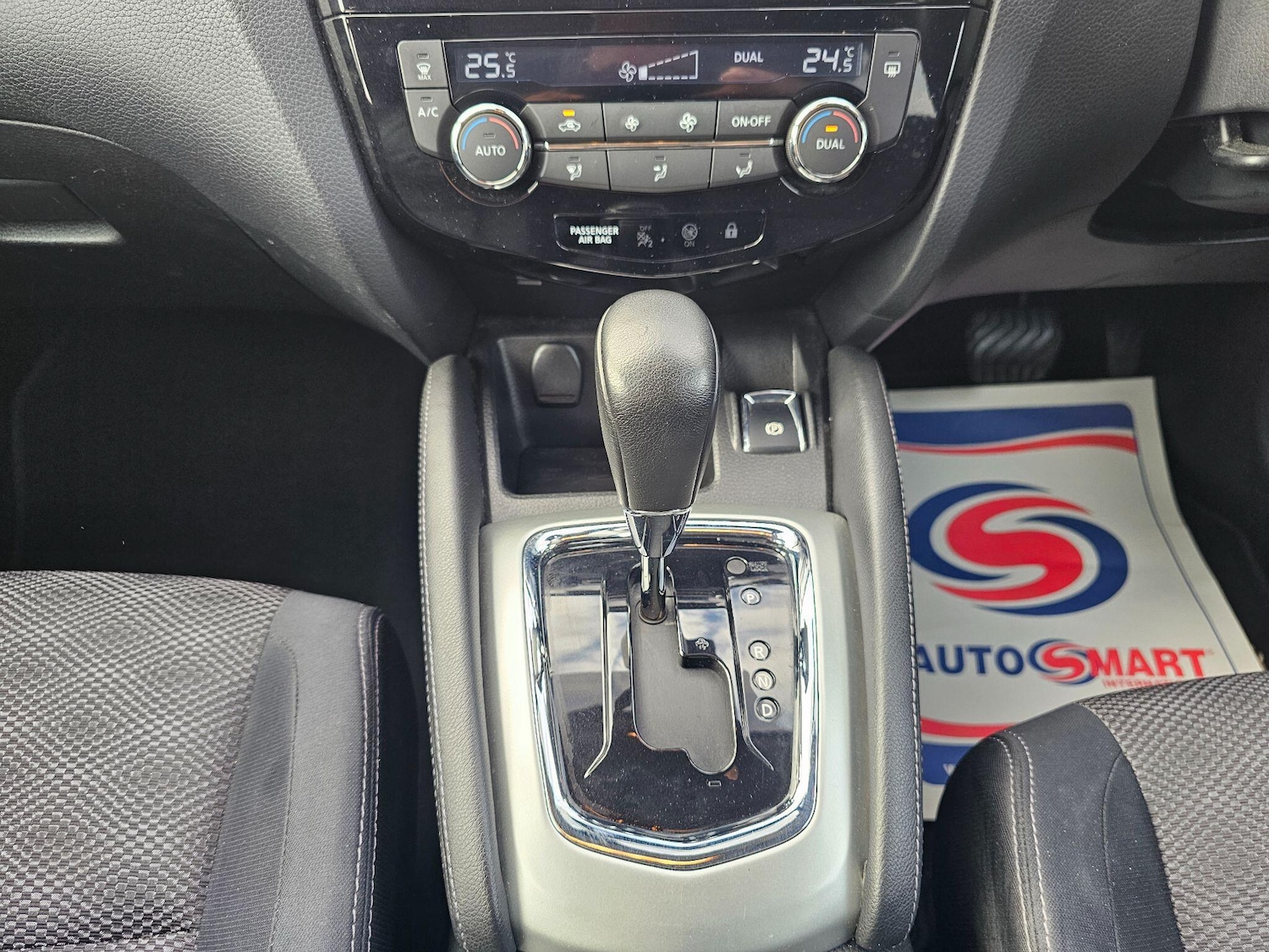 Used Nissan Qashqai 2015 for sale - 76989057: Photo 17