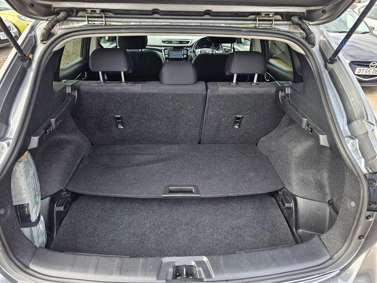 Used Nissan Qashqai 2015 for sale - 76989057: Photo 31