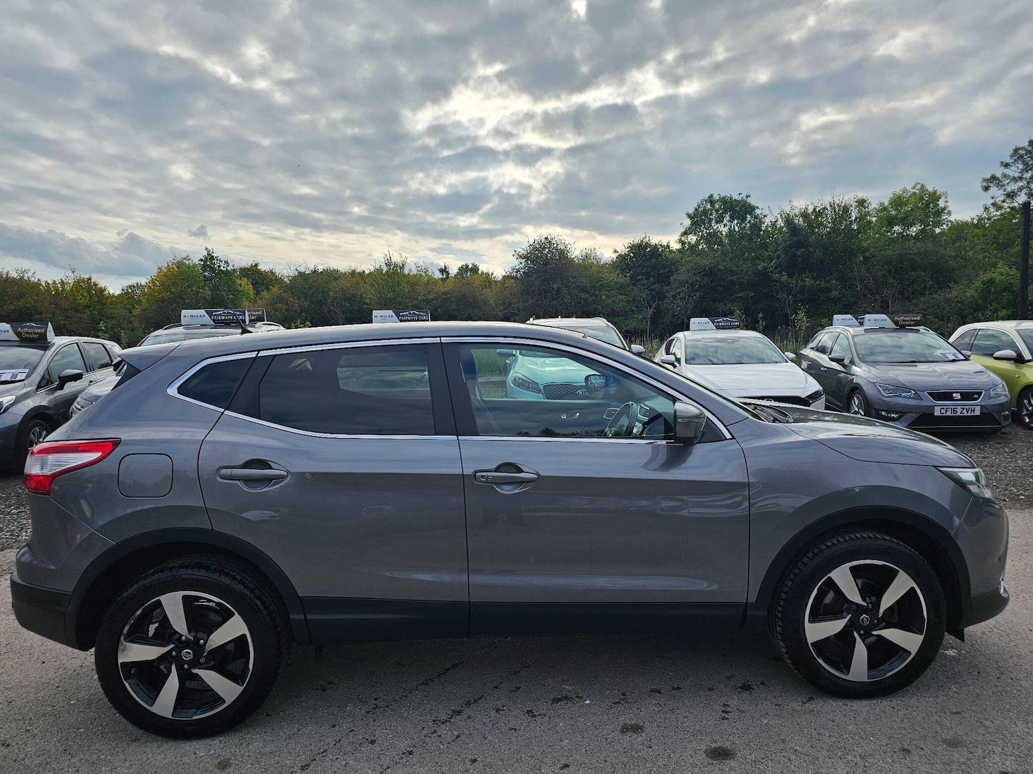 Used Nissan Qashqai 2015 for sale - 76989057: Photo 9