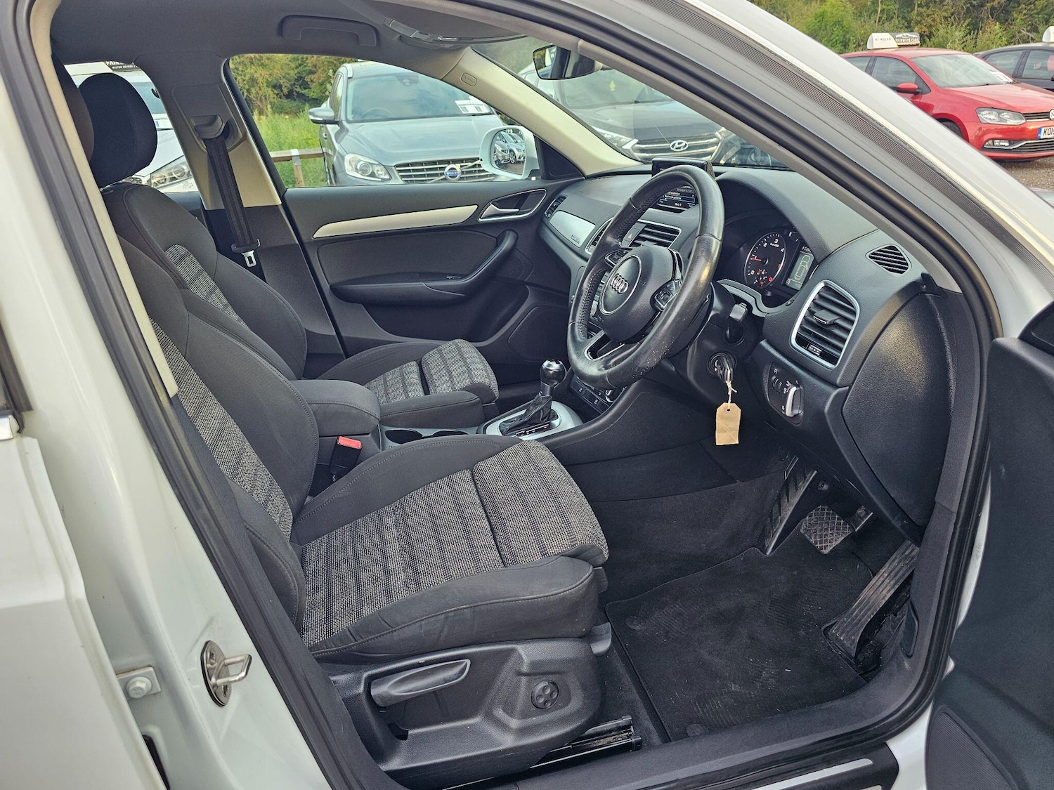 Used Audi Q3 2016 for sale - 77454802: Photo 16