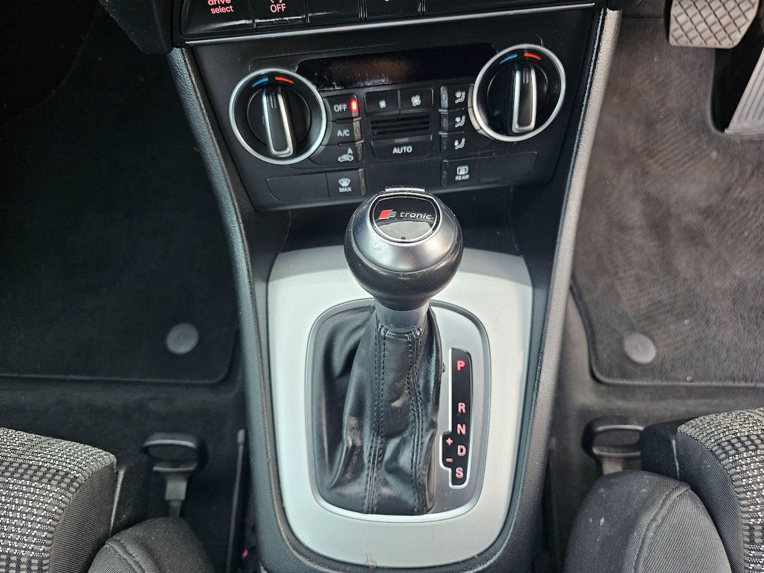 Used Audi Q3 2016 for sale - 77454802: Photo 25