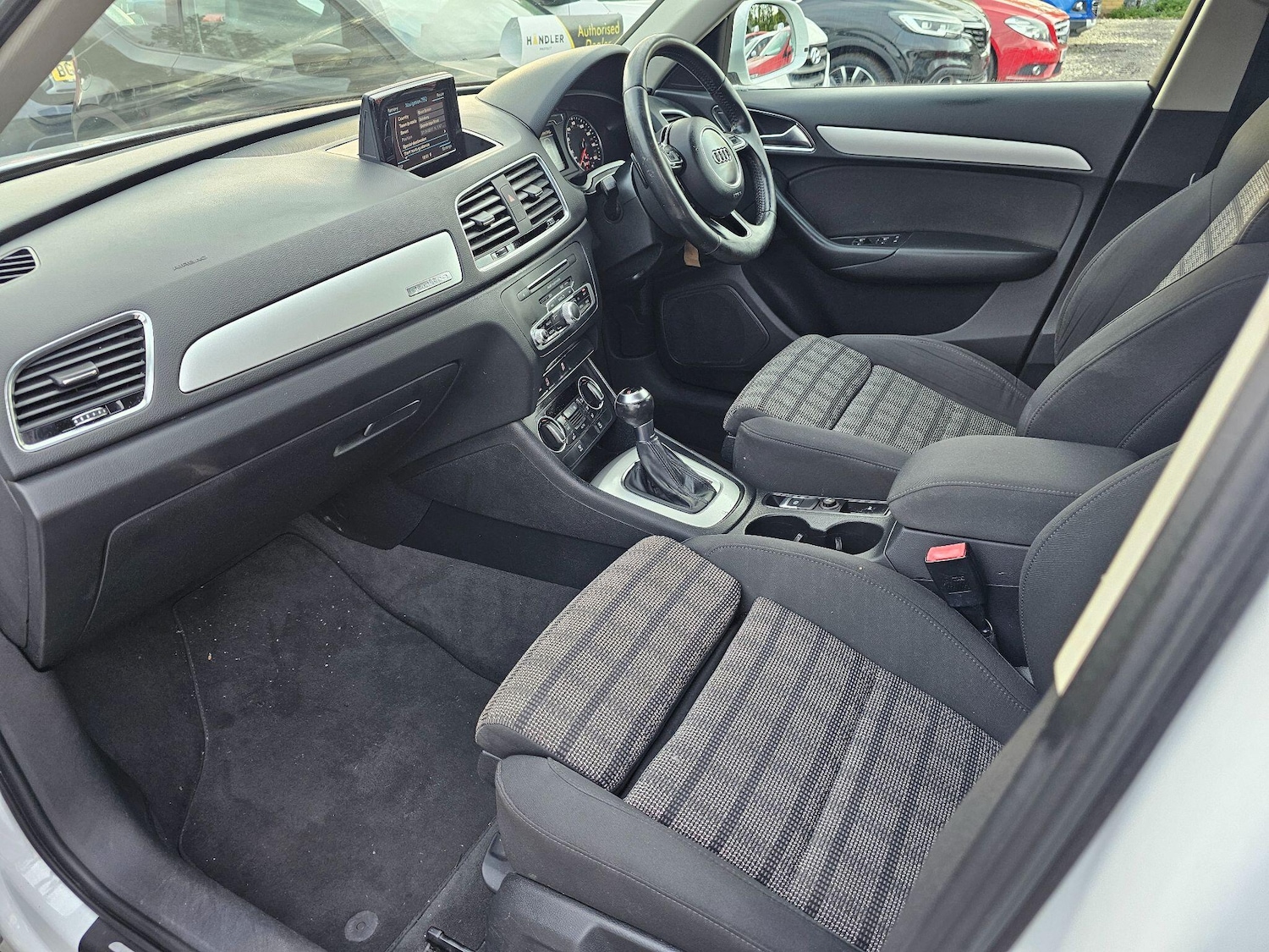 Used Audi Q3 2016 for sale - 77454802: Photo 3