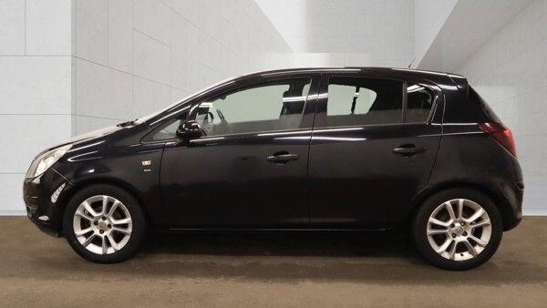 Used Vauxhall Corsa 2010 for sale - 78170612: Photo 3
