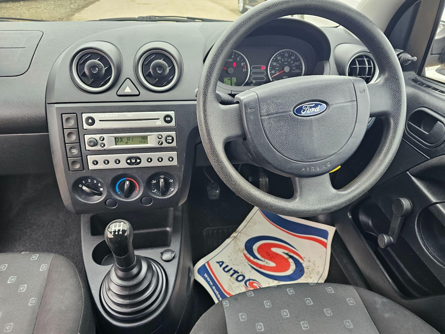 Used Ford Fiesta 2004 for sale - 77808731: Photo 12