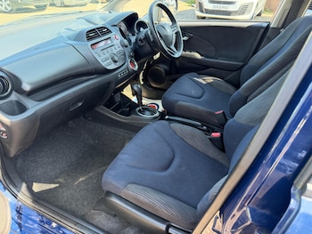 Used Honda Jazz 2013 for sale - 79374655: Photo