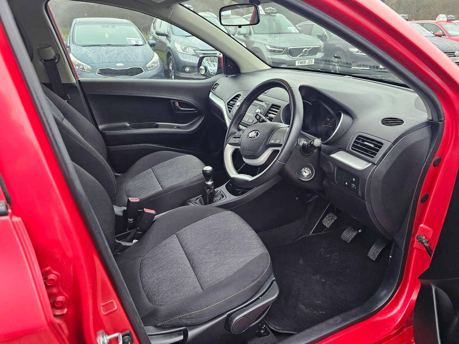 Used Kia Picanto 2017 for sale - 76997223: Photo 11