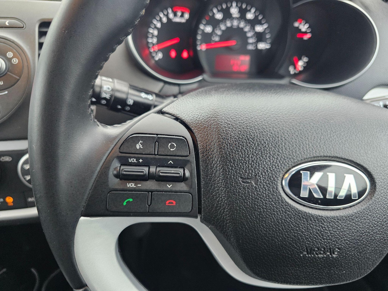 Used Kia Picanto 2017 for sale - 76997223: Photo 26