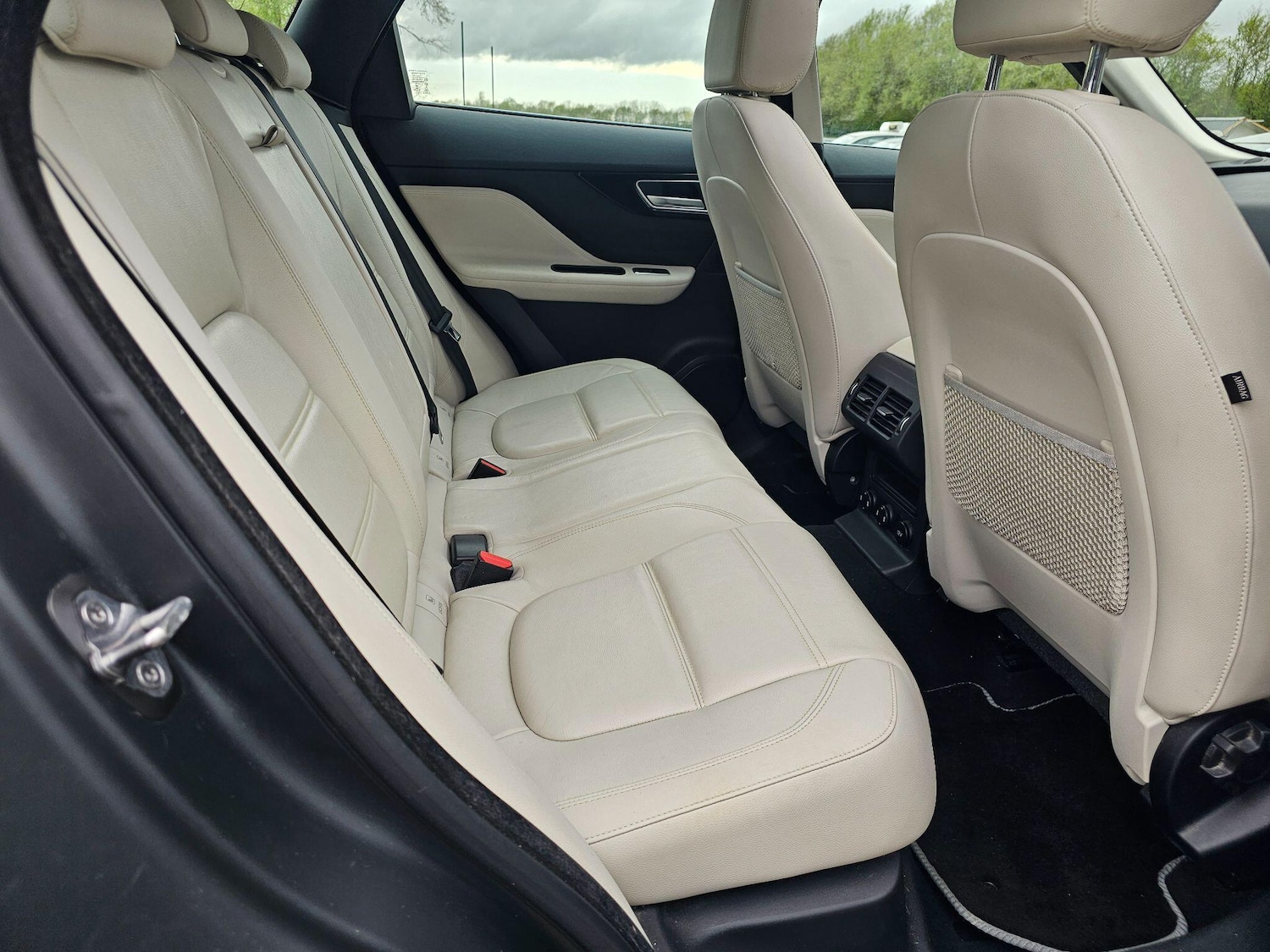 Used Jaguar F-Pace 2016 for sale - 78185482: Photo 14