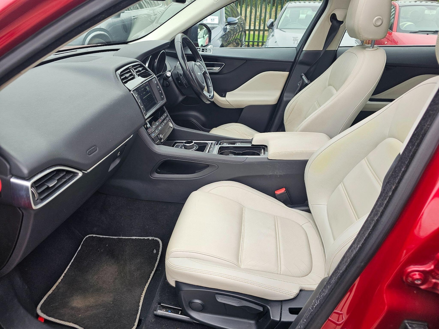 Used Jaguar F-Pace 2016 for sale - 78185482: Photo 18