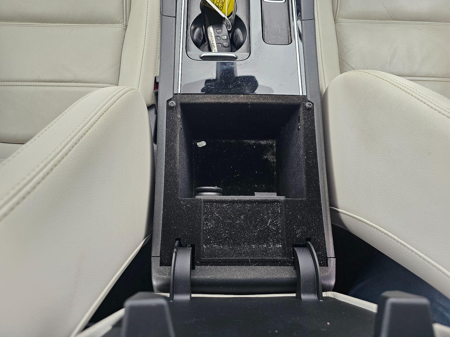 Used Jaguar F-Pace 2016 for sale - 78185482: Photo 33