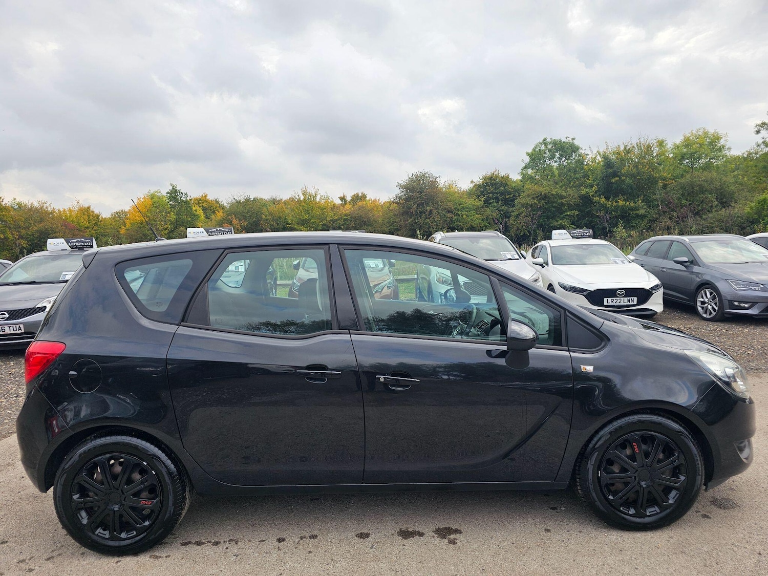 Used Vauxhall Meriva 2015 for sale - 76992159: Photo 10