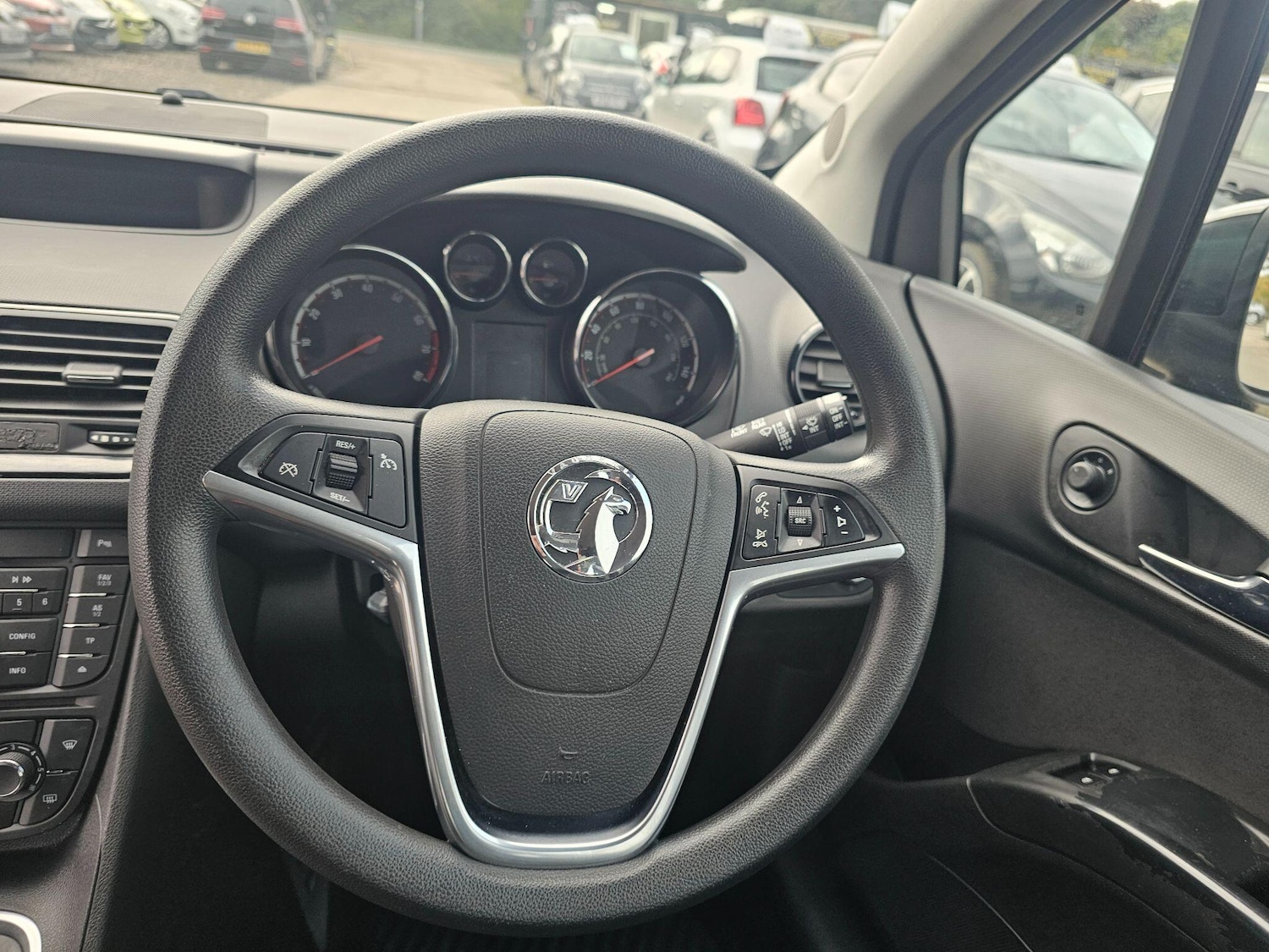 Used Vauxhall Meriva 2015 for sale - 76992159: Photo 14