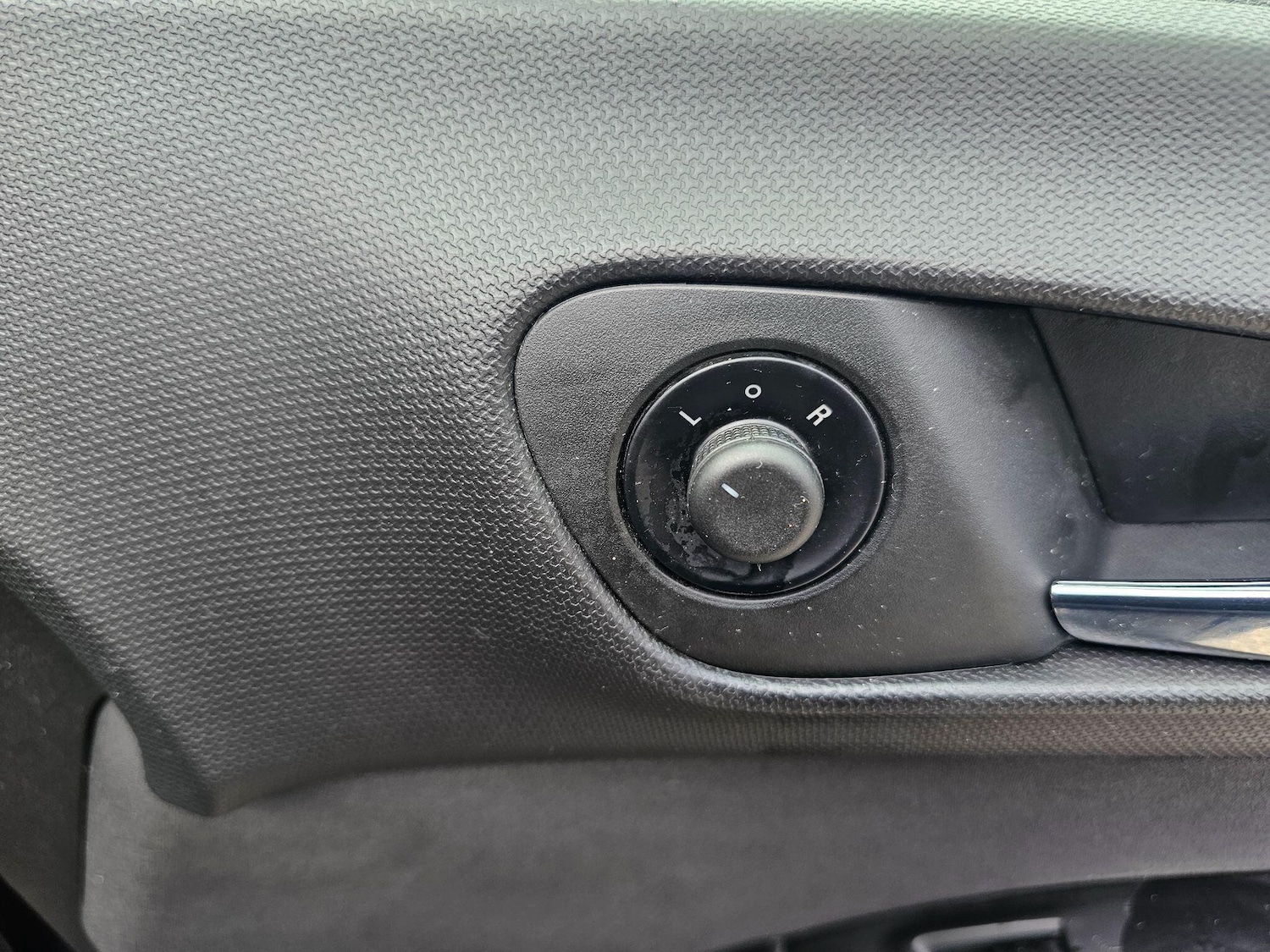 Used Vauxhall Meriva 2015 for sale - 76992159: Photo 21