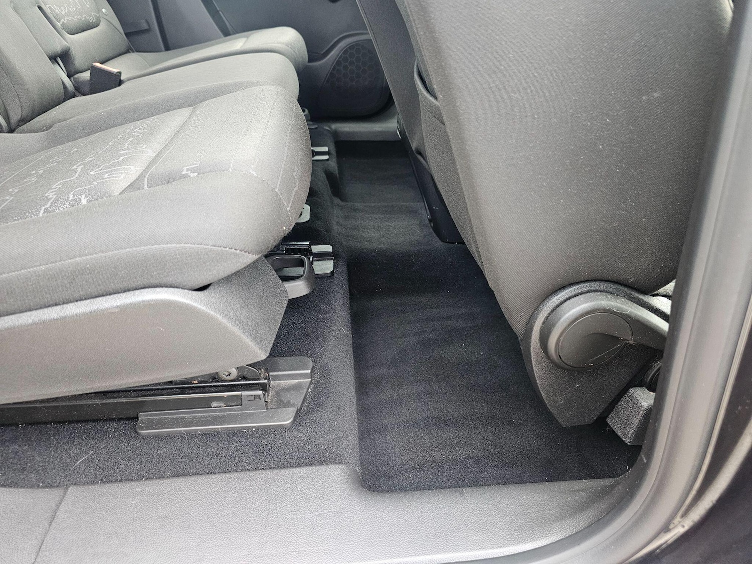 Used Vauxhall Meriva 2015 for sale - 76992159: Photo 23