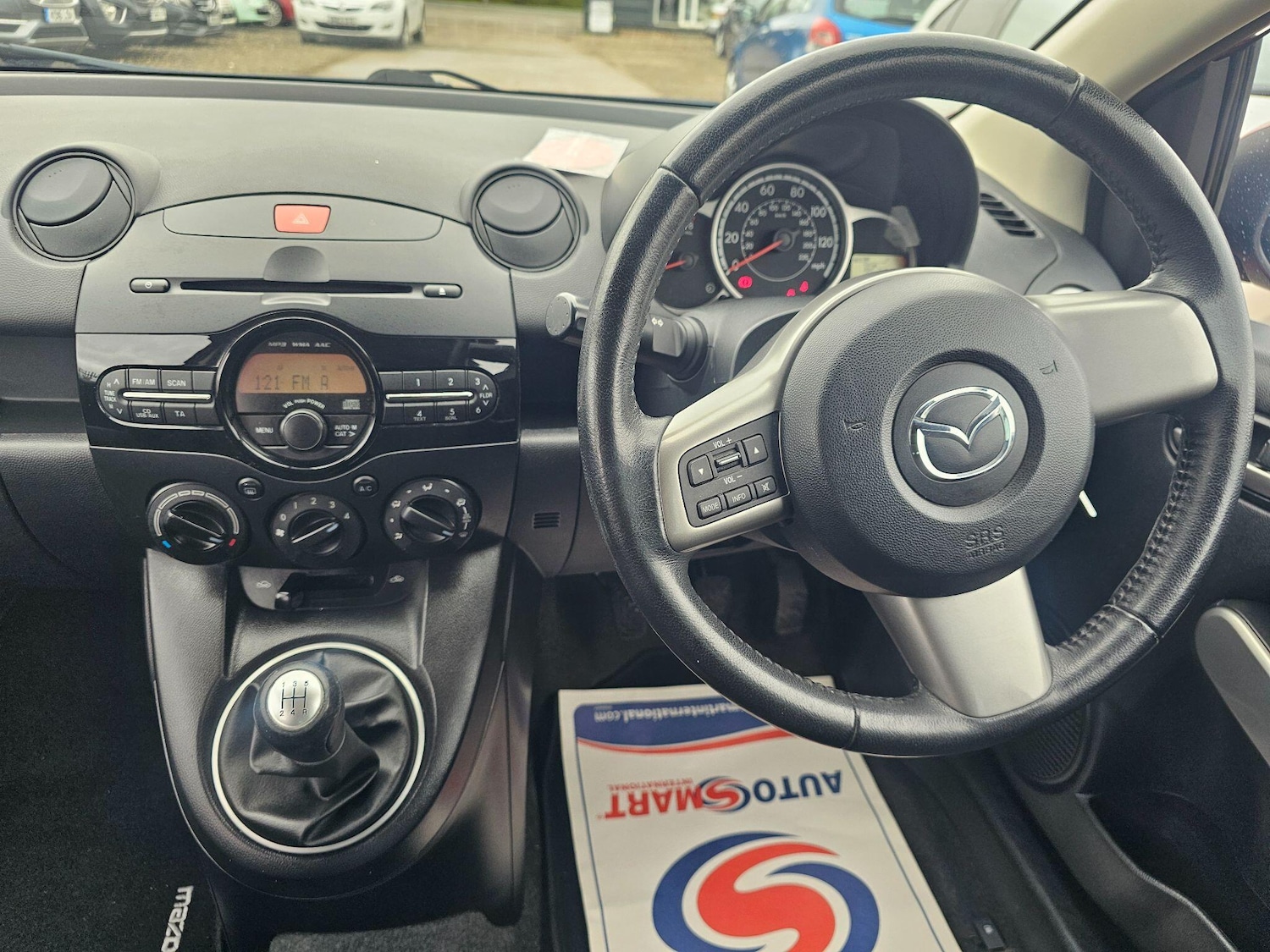 Used Mazda Mazda2 2014 for sale - 78047606: Photo 17