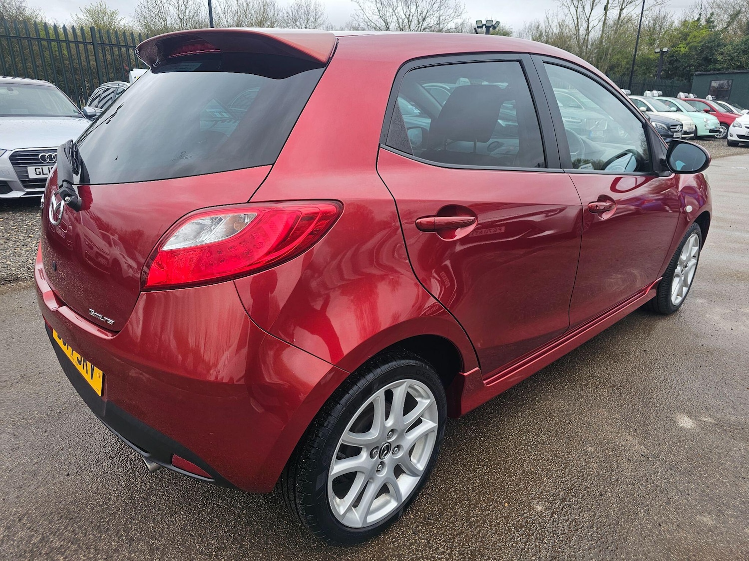 Used Mazda Mazda2 2014 for sale - 78047606: Photo 8