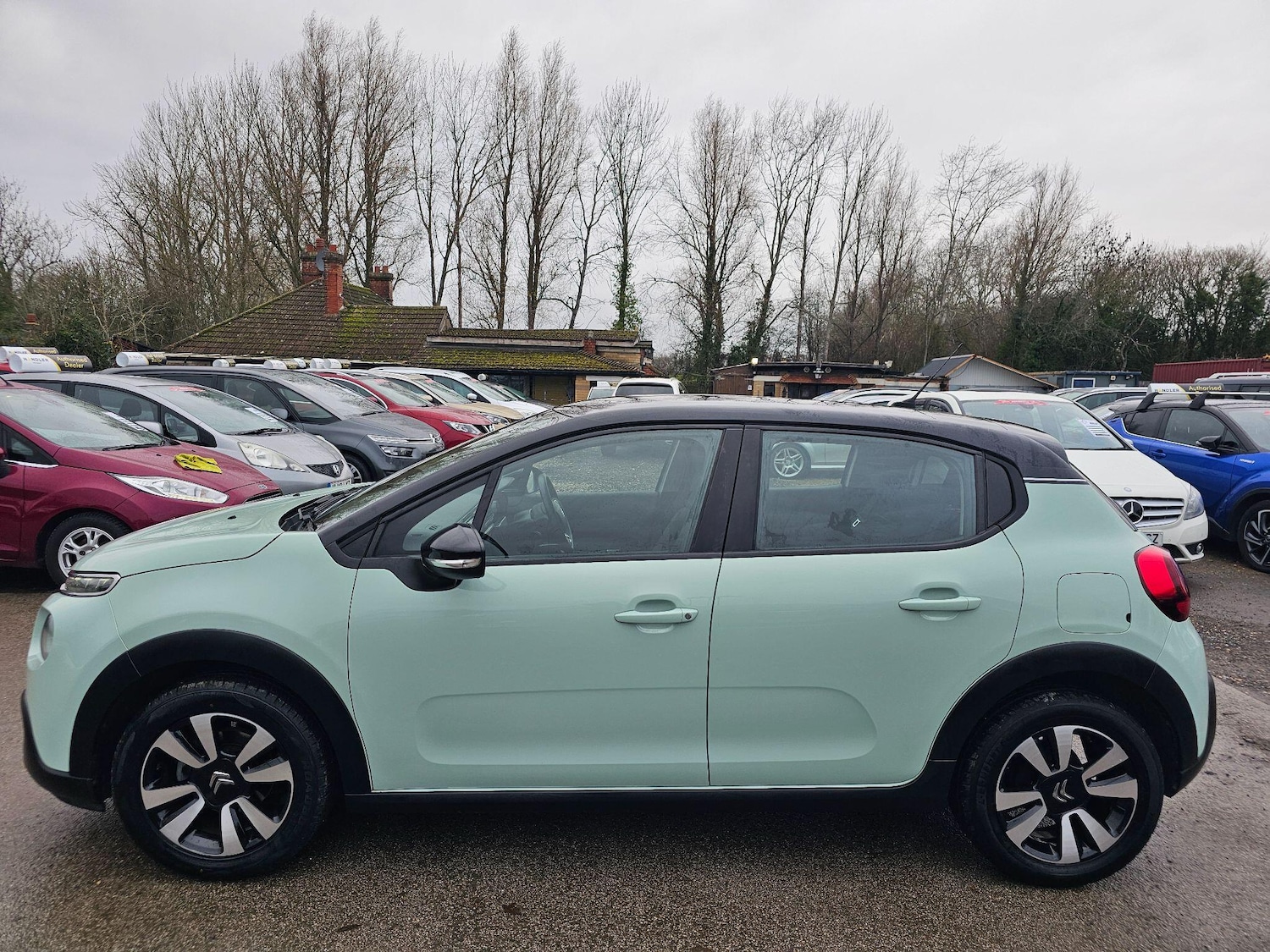 Used Citroen C3 2019 for sale - 76913728: Photo 2